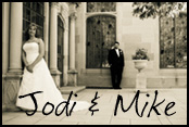 Oshkosh, Wisconsin Wedding Photography at the Paine Art Center Gardens